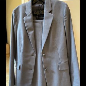 Theory pants and suit jacket new with tags. Size 8